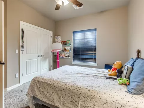 Bedroom - 1918 Ithaca Dr, Norman, OK 73071 photo 5 of 10