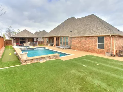 Exterior - 1918 Ithaca Dr, Norman, OK 73071 photo 7 of 8