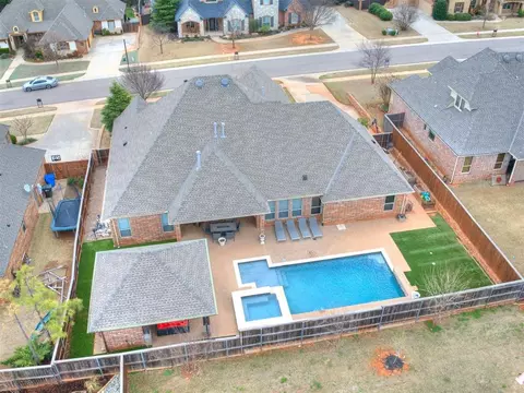 View/Area - 1918 Ithaca Dr, Norman, OK 73071 photo 1 of 2