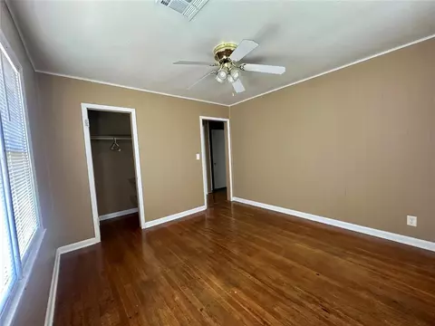 Bedroom - 1137 E Chestnut St, Altus, OK 73521 photo 1 of 3