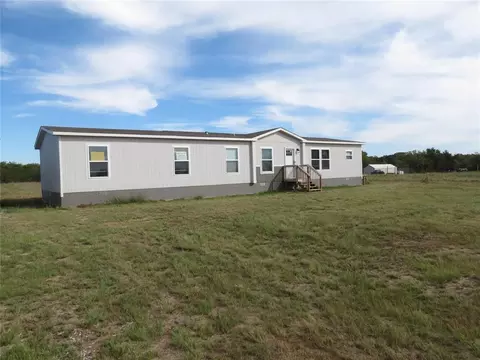 535 Maplewood Dr, Wilson, OK 73443 photo 2