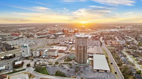 5900 Mosteller Dr #104, Oklahoma City, OK 73112