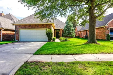 1009 Riviera Dr, Norman, OK 73072