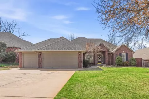 14301 Canterbury Dr, Edmond, OK 73013