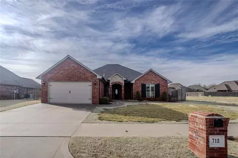 712 Cornerstone, Weatherford, OK 73096