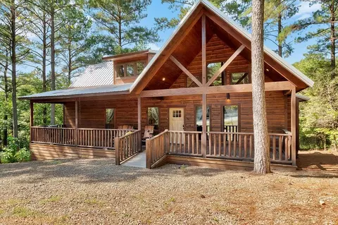 Exterior - 145 Blue Maple Trl, Broken Bow, OK 74728 photo 1 of 11