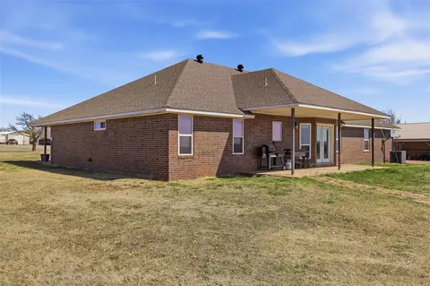Exterior - 1763 County Road 1260, Tuttle, OK 73089 photo 4 of 4
