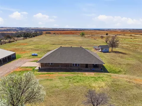 View/Area - 1763 County Road 1260, Tuttle, OK 73089 photo 1 of 5