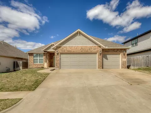 11413 NW 100th Ct, Yukon, OK 73099
