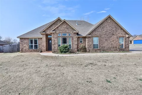 501 Cheltenham, Blanchard, OK 73010