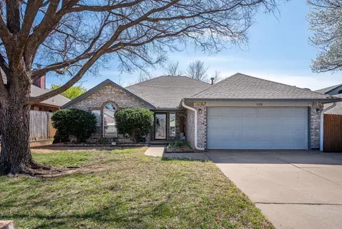 528 NW 171st St, Edmond, OK 73012
