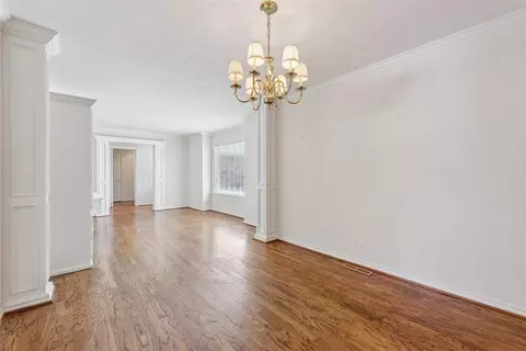 Living - 1317 Cherry Laurel Dr, Norman, OK 73072 photo 4 of 5