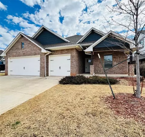 19112 Grove Pkwy, Edmond, OK 73012