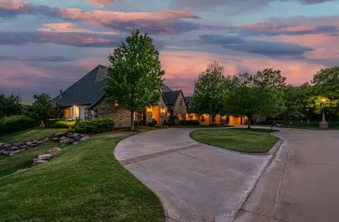 5900 Waterscape Bay, Edmond, OK 73013
