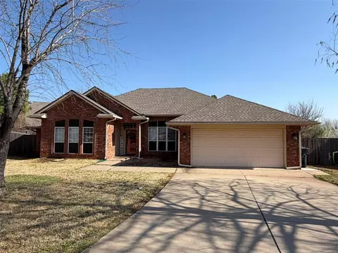 8209 NW 99th St, Oklahoma City, OK 73162