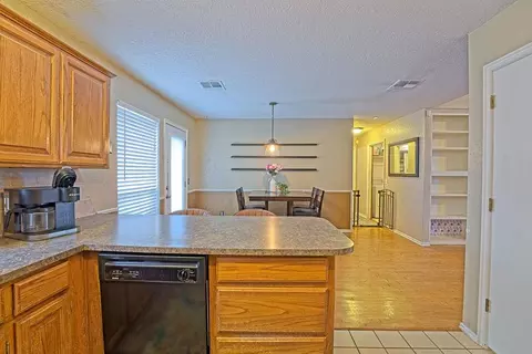 Kitchen - 400 Crest Pl, Norman, OK 73071 photo 3 of 3