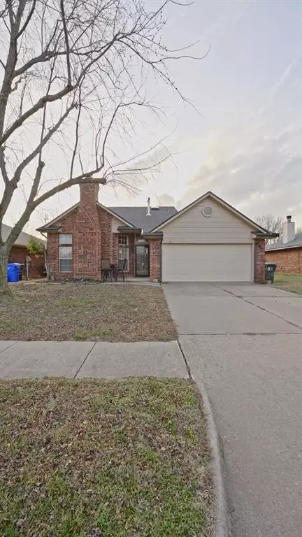 400 Crest Pl, Norman, OK 73071