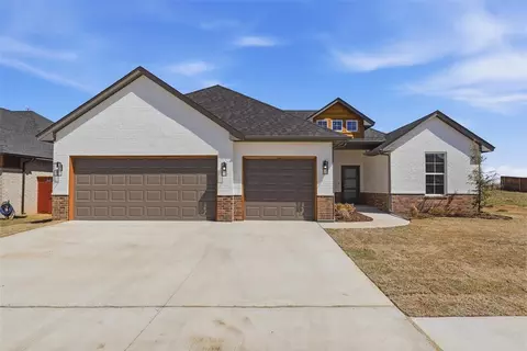 9308 Taggert Ln, Yukon, OK 73099