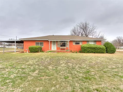 505 Cass Ave, Moore, OK 73160