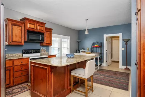 Kitchen - 1005 Classen Blvd, Norman, OK 73071 photo 1 of 4