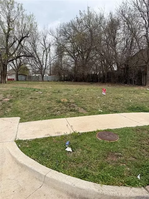 2221 SW 22nd St, Oklahoma City, OK 73108