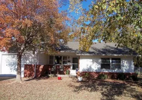 712 Barbour Ave, Norman, OK 73069