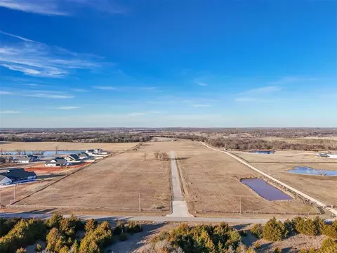 15 Stone River Ranch Dr, Shawnee, OK 74804