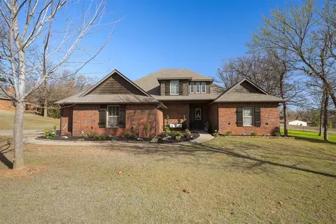 3630 Riverwood Ln, Edmond, OK 73034