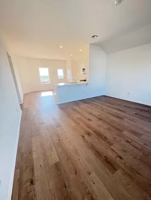 Living - 436 Silas Dr, Tuttle, OK 73089 photo 1 of 1