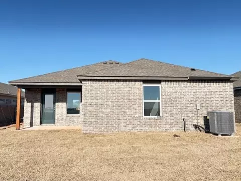 Exterior - 436 Silas Dr, Tuttle, OK 73089 photo 2 of 2