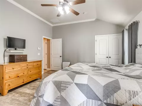 Bedroom - 1524 Rangeline Rd, Norman, OK 73071 photo 6 of 6