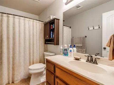 Bath - 1524 Rangeline Rd, Norman, OK 73071 photo 1 of 4