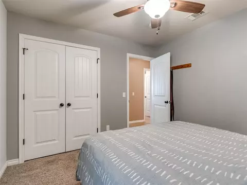 Bedroom - 1524 Rangeline Rd, Norman, OK 73071 photo 3 of 6