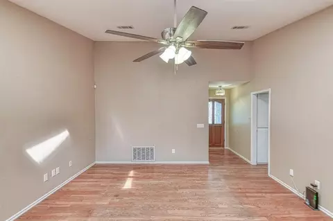606 Silver Maple Ln, Noble, OK 73068 photo 7