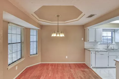 606 Silver Maple Ln, Noble, OK 73068 photo 9