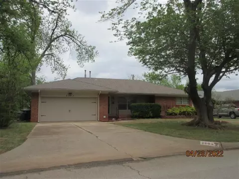 2205 Gladstone Ter, Oklahoma City, OK 73120