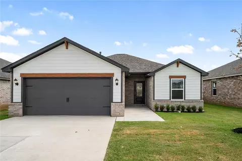 1910 Redwood Ln, El Reno, OK 73036