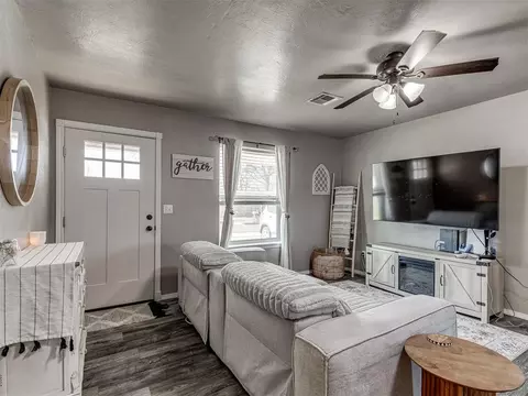 705 Willis St, Noble, OK 73068