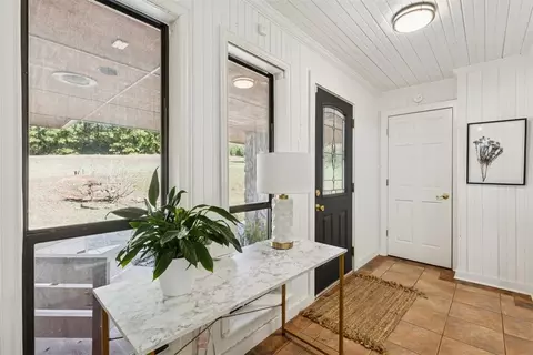 Entry Way - 10525 Candy Ln, Guthrie, OK 73044 photo 1 of 1