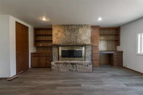Living - 330348 E 1010 Rd, Harrah, OK 73045 photo 6 of 7