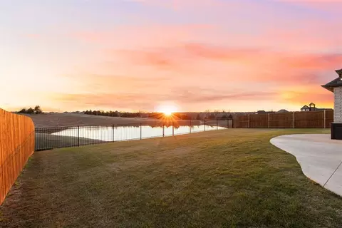 3533 Rolling Park Rd, Arcadia, OK 73007