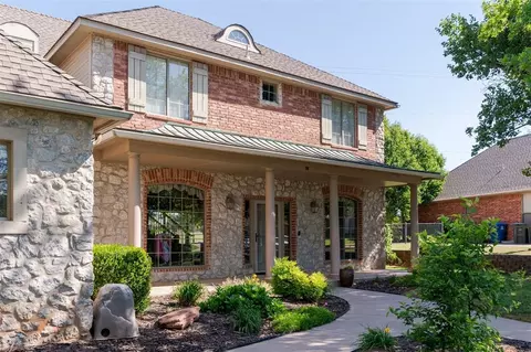 417 Heritage Green Rd, Edmond, OK 73003