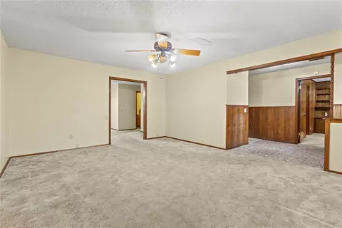 Living - 824 N Hunt Ave, Hydro, OK 73048 photo 2 of 3