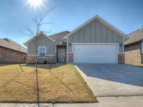 9012 NW 142nd St, Yukon, OK 73099
