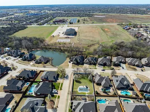 421 War Eagle Ln, Yukon, OK 73099 photo 12