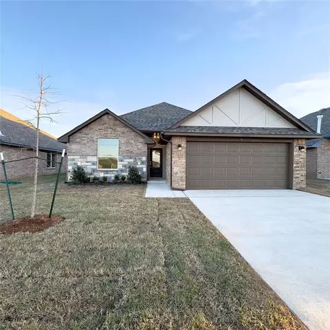 9320 NW 143rd St, Yukon, OK 73099