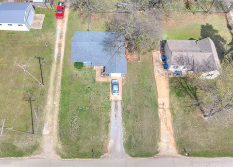 View/Area - 411 E Chestnut, Noble, OK 73068 photo 1 of 1