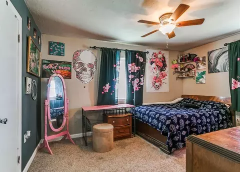 Bedroom - 411 E Chestnut, Noble, OK 73068 photo 1 of 1