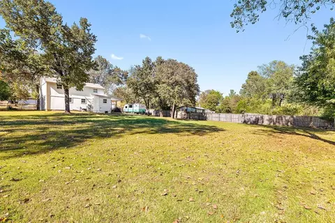 Exterior - 4923 Oakbrook Dr, Norman, OK 73026 photo 8 of 8