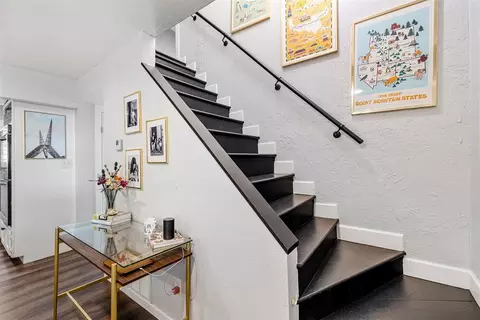 Entry Way - 4923 Oakbrook Dr, Norman, OK 73026 photo 1 of 1
